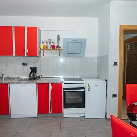 Apartman With Pool Fjord